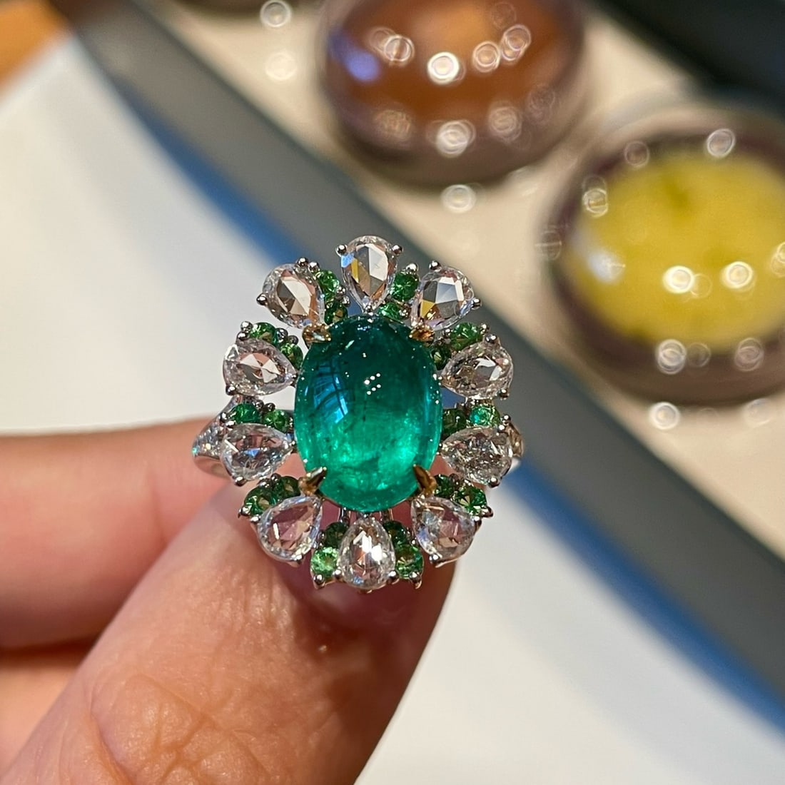 14k Gold 3.2 Ct Natural Emerald & Diamond & Sapphire Ring/pendant( Without Chain ): Ref:231176277gold // content:14k // goldring // size:7. 25usmain // gemstone:emeraldshape:ovalcarat // weight:3. 2ct // color:greentreatment:naturaladjacent // gemstone // 2 // : //