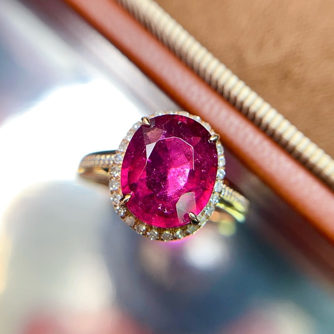 14k Gold 2.65 Ct Natural Tourmaline & Diamond Ring - 4
