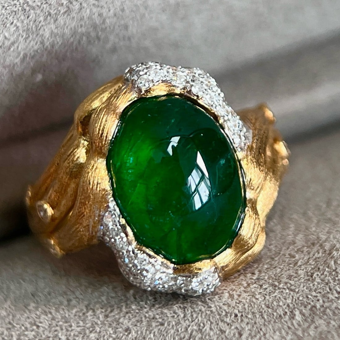 14k Gold 4.85 Ctw Vivid Green Natural Emerald & Diamond Ring - 5