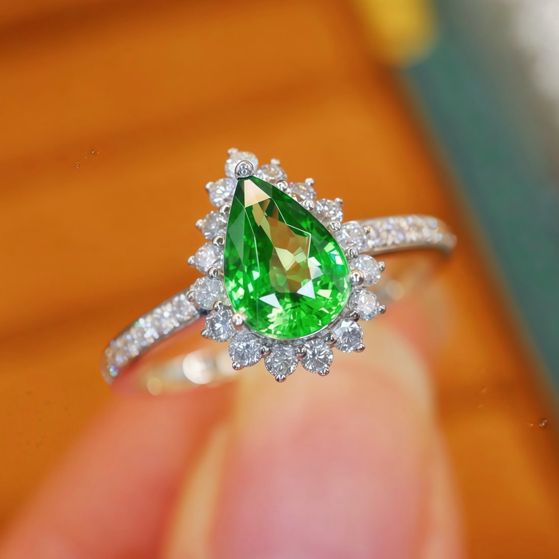 14k Gold 1.35 Ctw Natural Tsavorite & Diamond Ring - 3