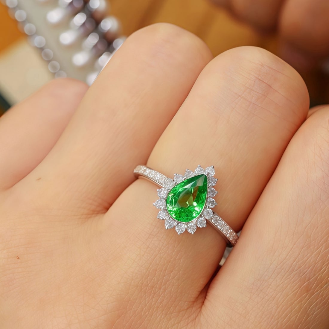 14k Gold 1.35 Ctw Natural Tsavorite & Diamond Ring - 5