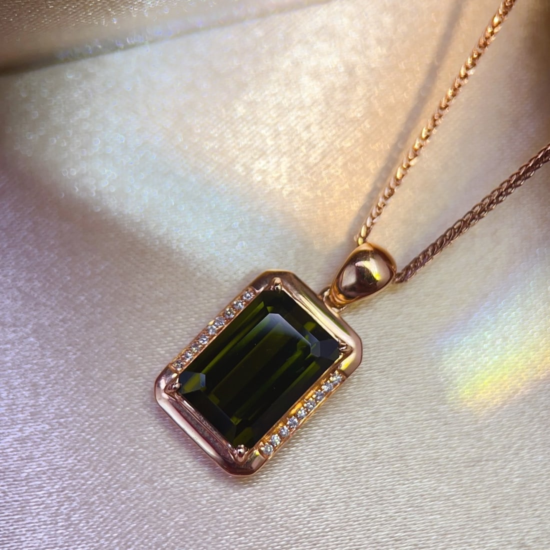 14k Gold 3.60 Ctw Natural Tourmaline & Diamond Pendant( Without Chain ) - 4