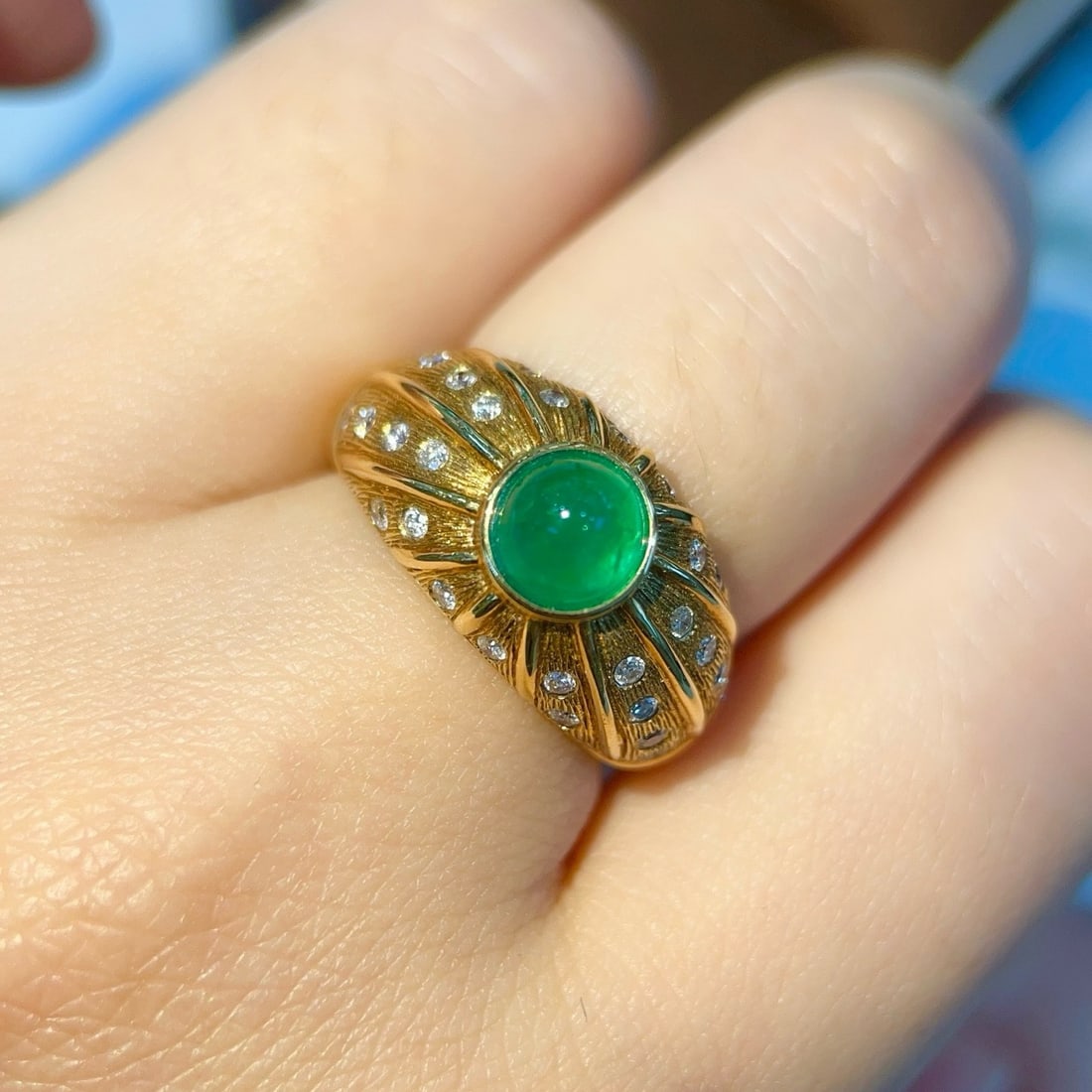 14k Gold 1.84 Ctw Vivid Green Natural Emerald & Diamond Ring - 6
