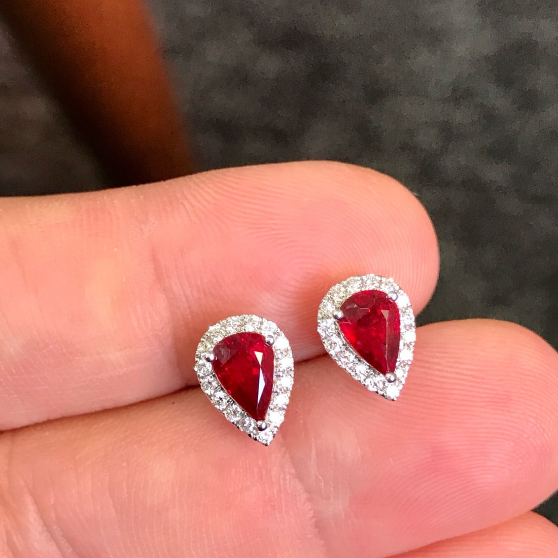 14k Gold 1.63 Ctw Natural Ruby & Diamond Earrings: Ref:231176298gold // content:14k // goldmain // gemstone:rubyshape:pearcarat // weight:1. 39ct // color:pigeonblood // redtreatment:naturaladjacent // gemstone // 2 // : // diamondshape:roundcarat // 