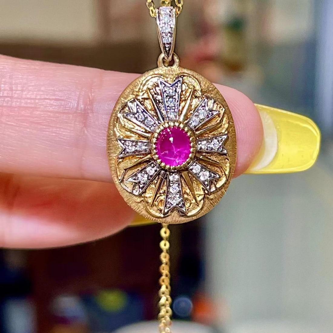 14k Gold 0.98 Ctw Natural Star Ruby & Diamond Pendant( Without Chain ): Ref:231176306gold // content:14k // goldmain // gemstone:star // rubyshape:ovalcarat // weight:0. 83ct // color:redtreatment:naturaladjacent // gemstone // 2 // : // diamondshape:roundcarat // weight: