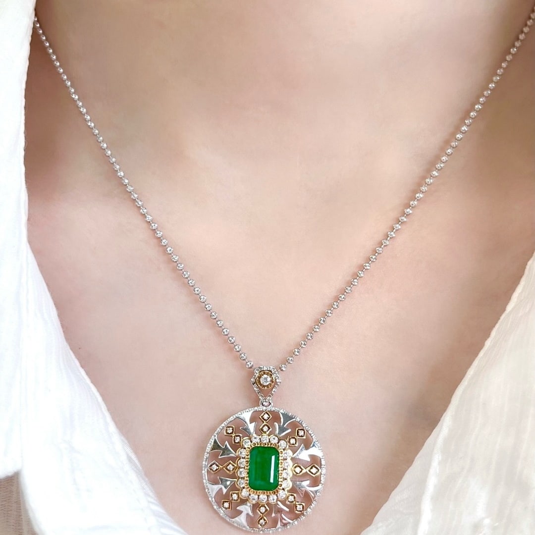 14k Gold 1.85 Ctw Vivid Green Natural Emerald & Diamond Pendant( Without Chain ) - 7