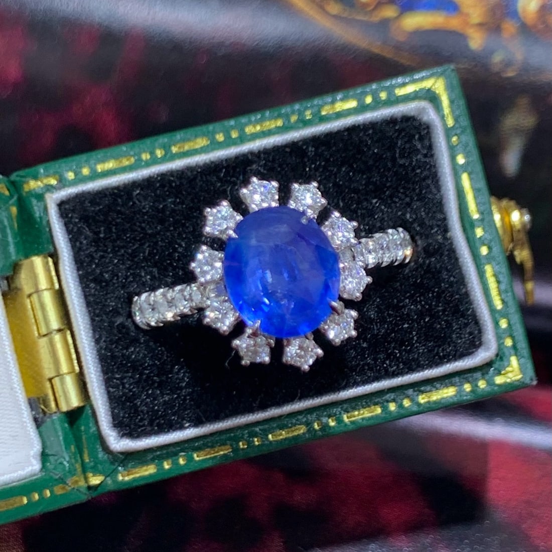 14k Gold 2.42 Ctw Natural Sapphire & Diamond Ring - 4