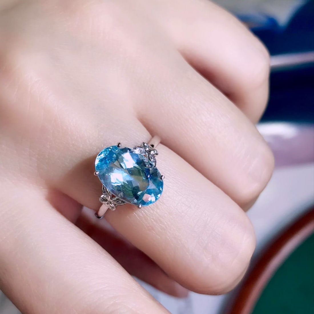 14k Gold 3.1 Ct Natural Aquamarine & Diamond Ring - 4