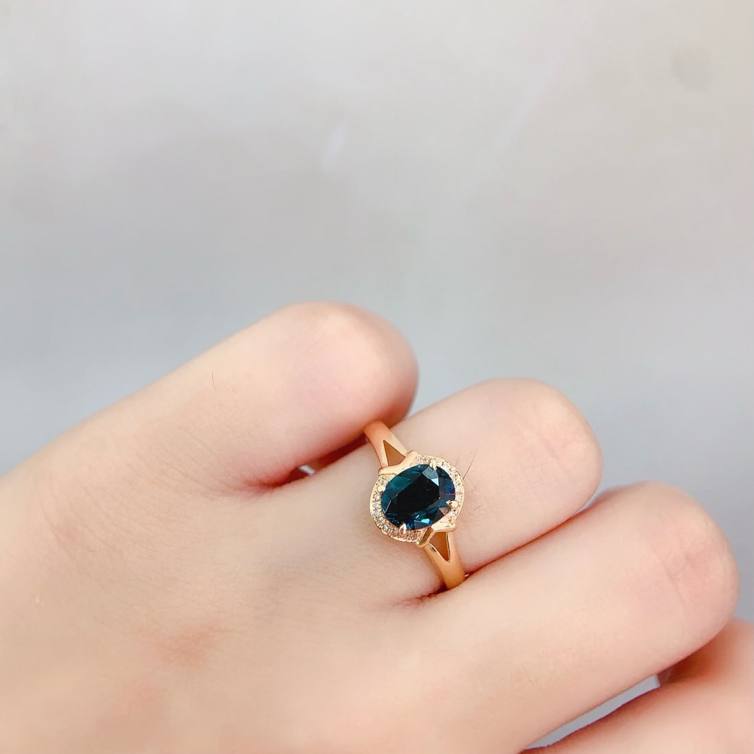 14k Gold 1.4 Ct Natural Tourmaline & Diamond Ring - 6
