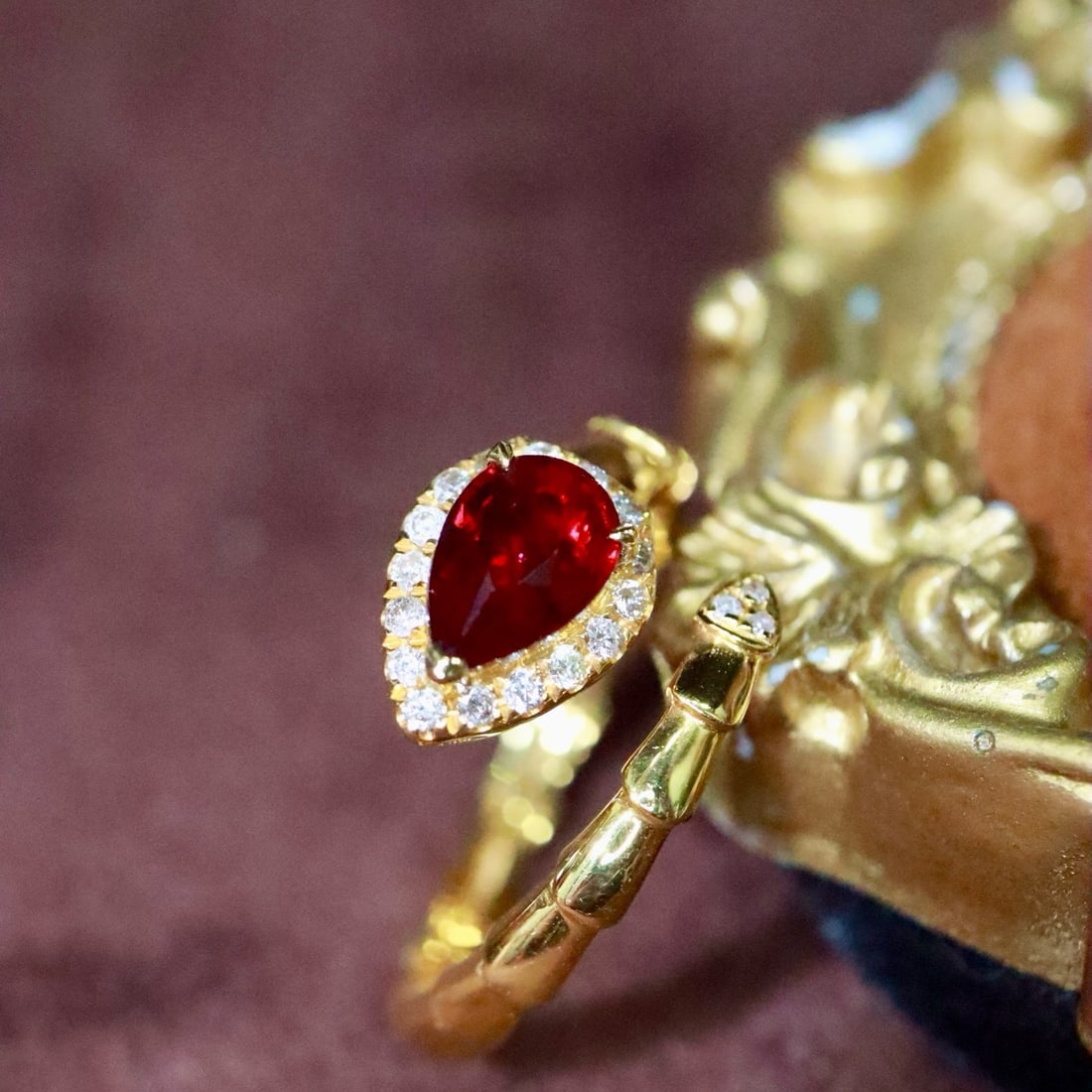 14k Gold 1.04 Ctw Natural Ruby & Diamond Ring - 2