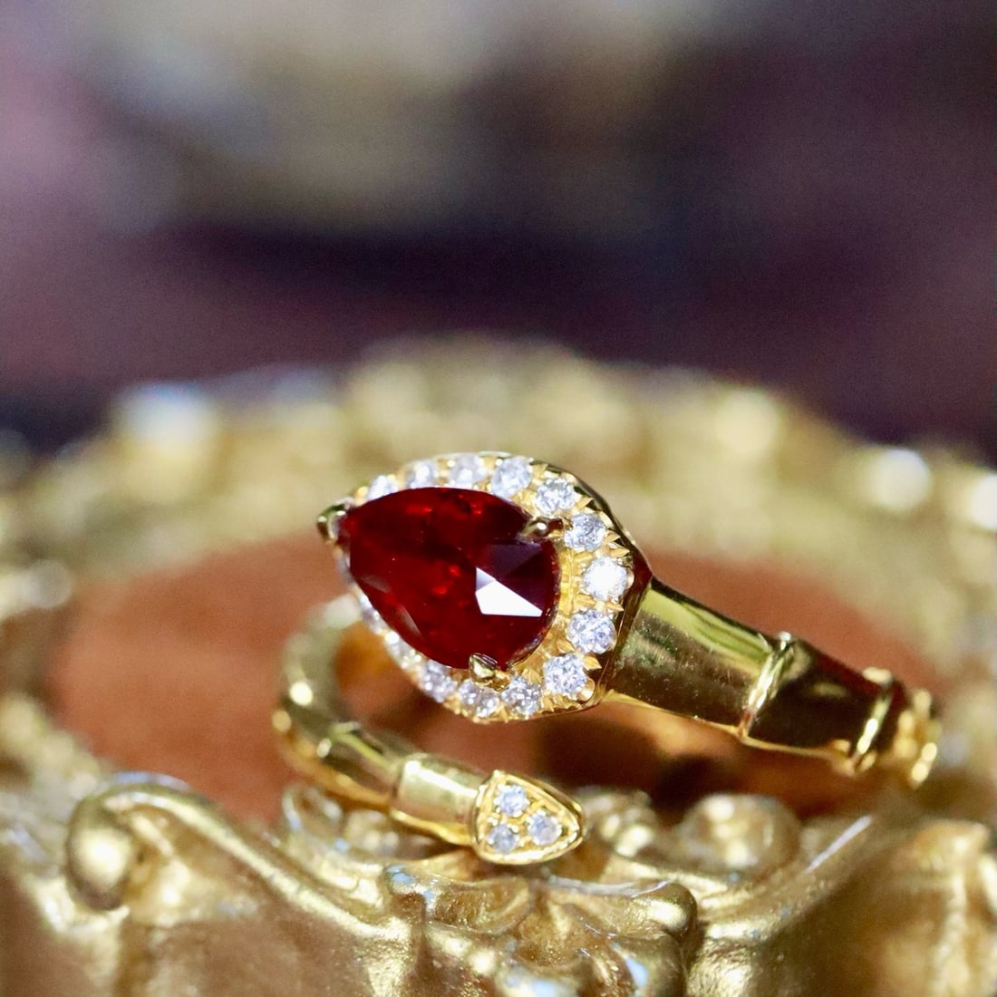 14k Gold 1.04 Ctw Natural Ruby & Diamond Ring - 3