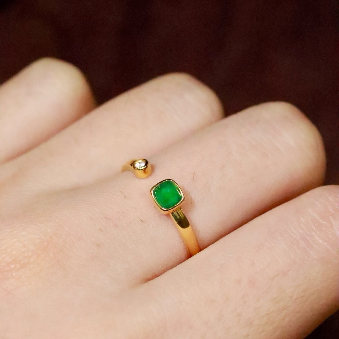 14k Gold 0.27 Ctw Natural Emerald & Diamond Ring - 6