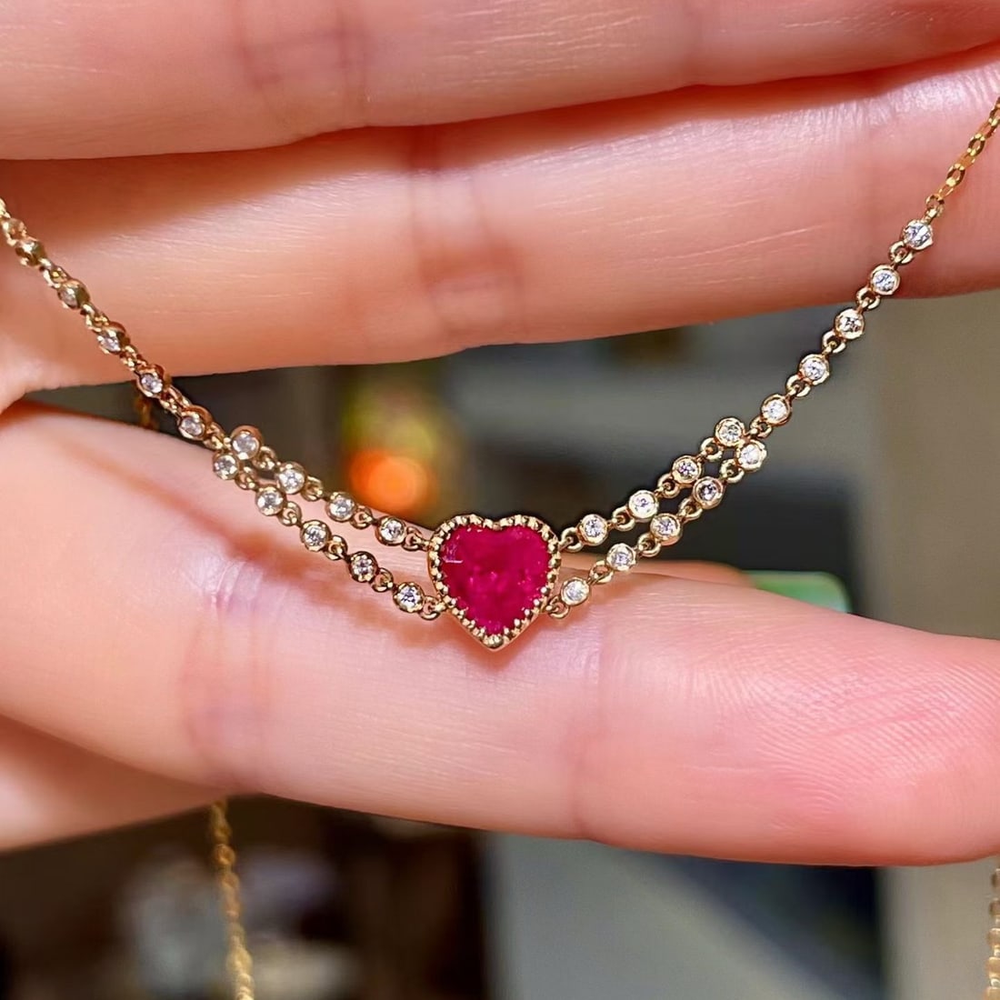 14k Gold 1.00 Ctw Natural Ruby & Diamond Necklace: Ref:231176383gold // content:14k // goldmain // gemstone:rubyshape:heartcarat // weight:0. 86ct // color:redtreatment:naturaladjacent // gemstone // 2 // : // diamondshape:roundcarat // weight:0. 14ct