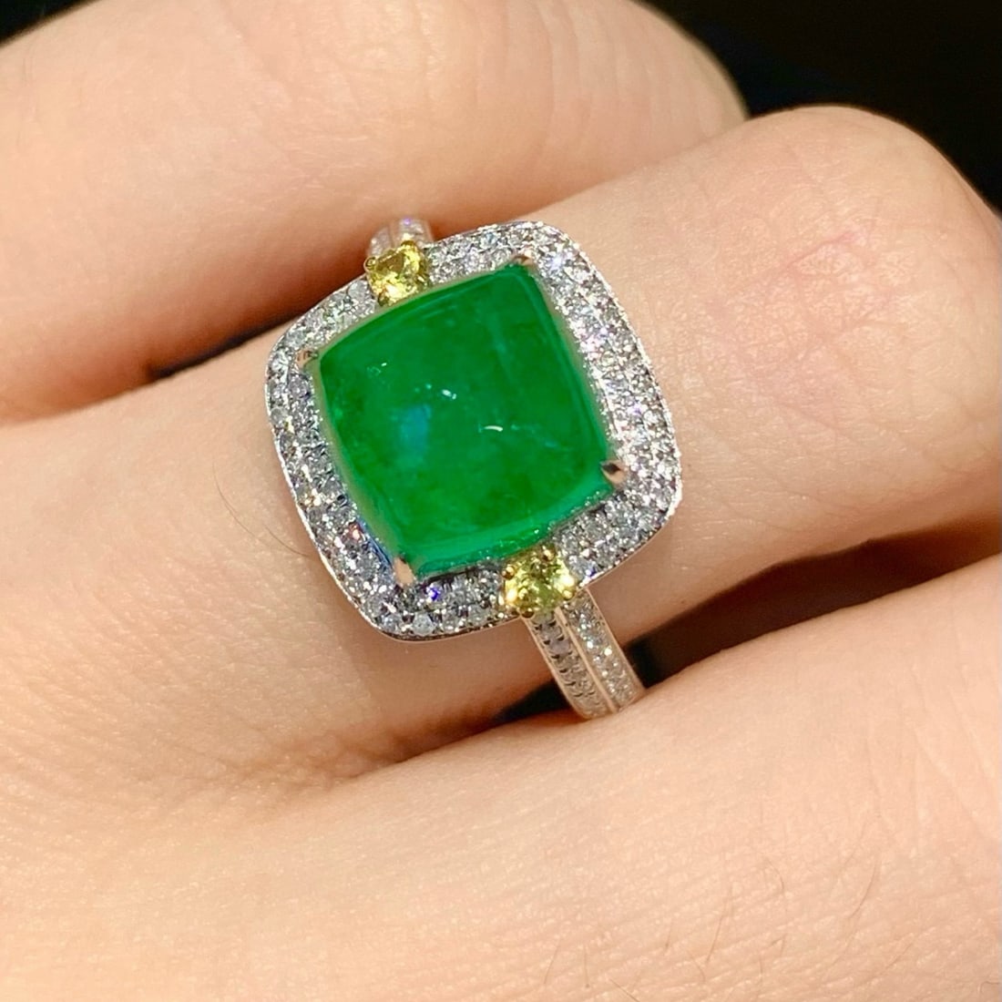 14k Gold 3.9 Ct Natural Emerald & Diamond Ring (1 of 5)