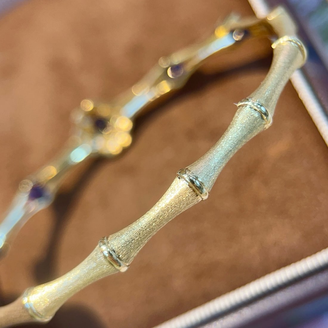 14k Gold 2.35 Ct Natural Sapphire Bangle - 5