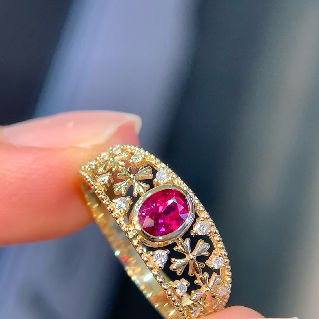 14k Gold 0.58 Ctw Natural Ruby & Diamond Ring - 3