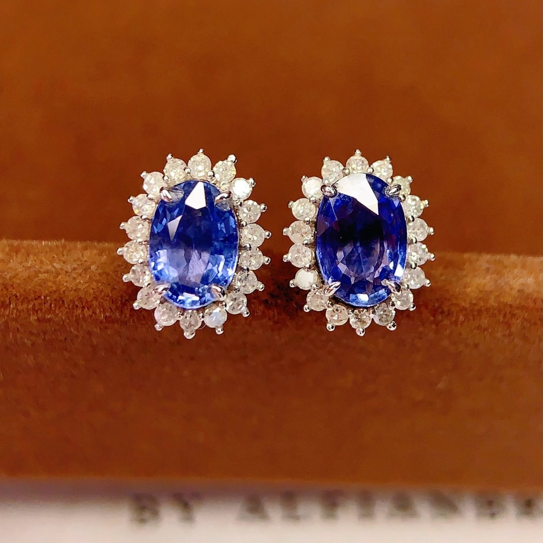 14k Gold 1.6 Ct Natural Sapphire & Diamond Earrings - 2