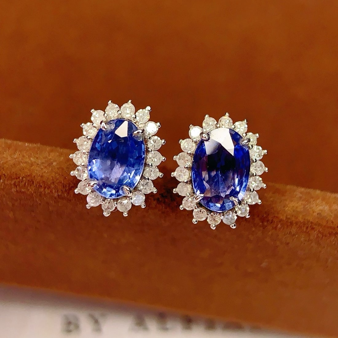 14k Gold 1.6 Ct Natural Sapphire & Diamond Earrings - 4