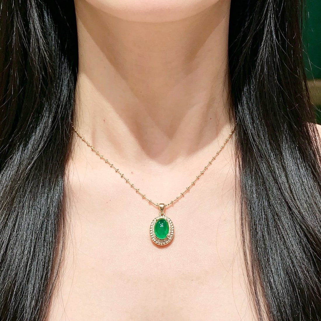 14k Gold 3 Ct Natural Emerald & Diamond Pendant( Without Chain ) - 4