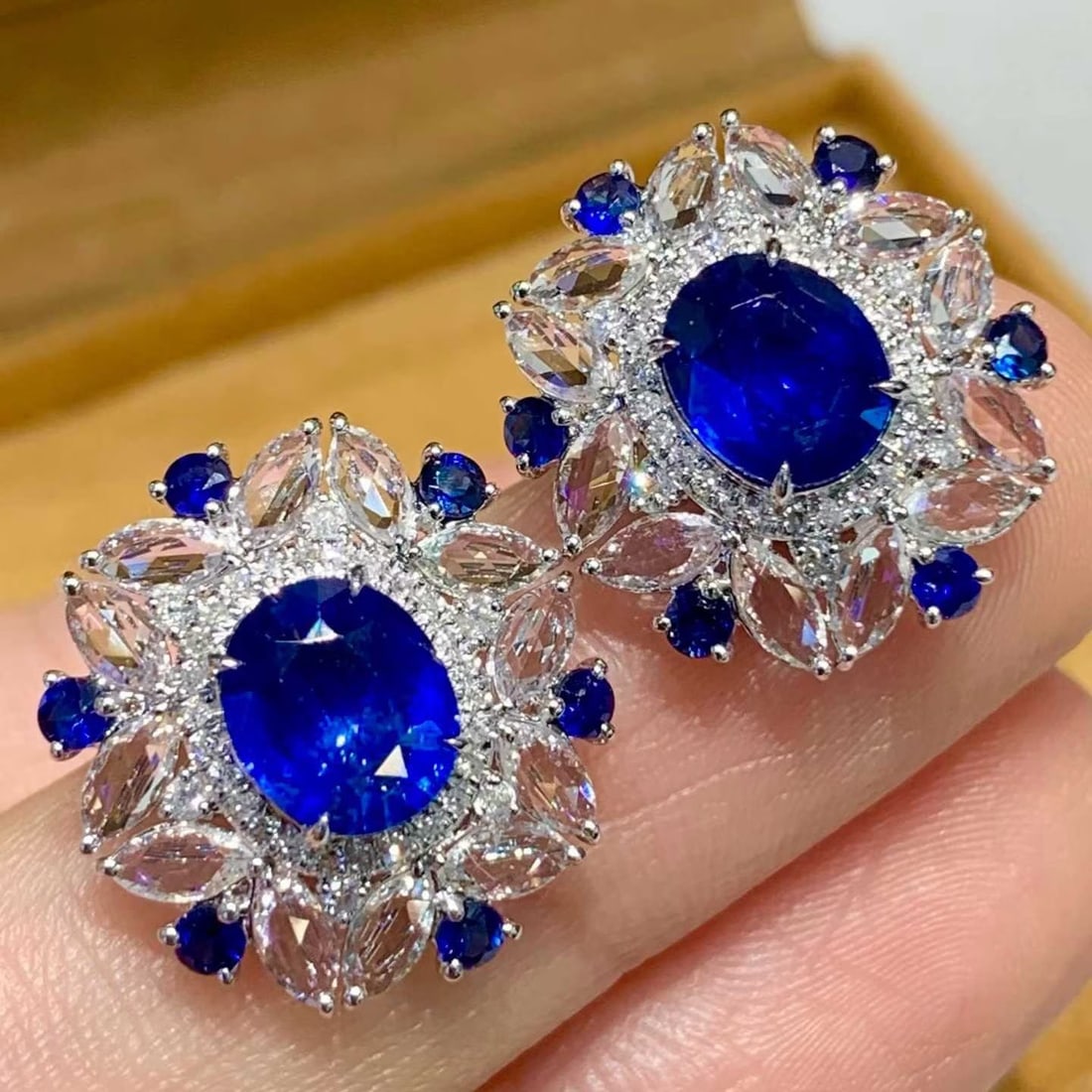 14k Gold 2.4 Ct Natural Sapphire & Diamond Earrings - 3