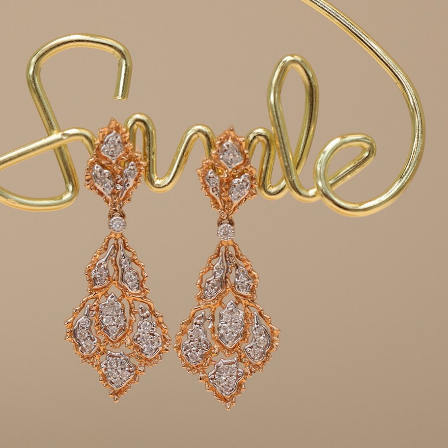 14k Gold 0.25 Ct Natural H Diamond Earrings: Ref:231177046 // gold content:14k gold // main gemstone:diamond // shape:round // carat weight:0. 25ct // clarity grade:vs-si // color:h // treatment:natural // cut grade:g // Low Estimate: 2400