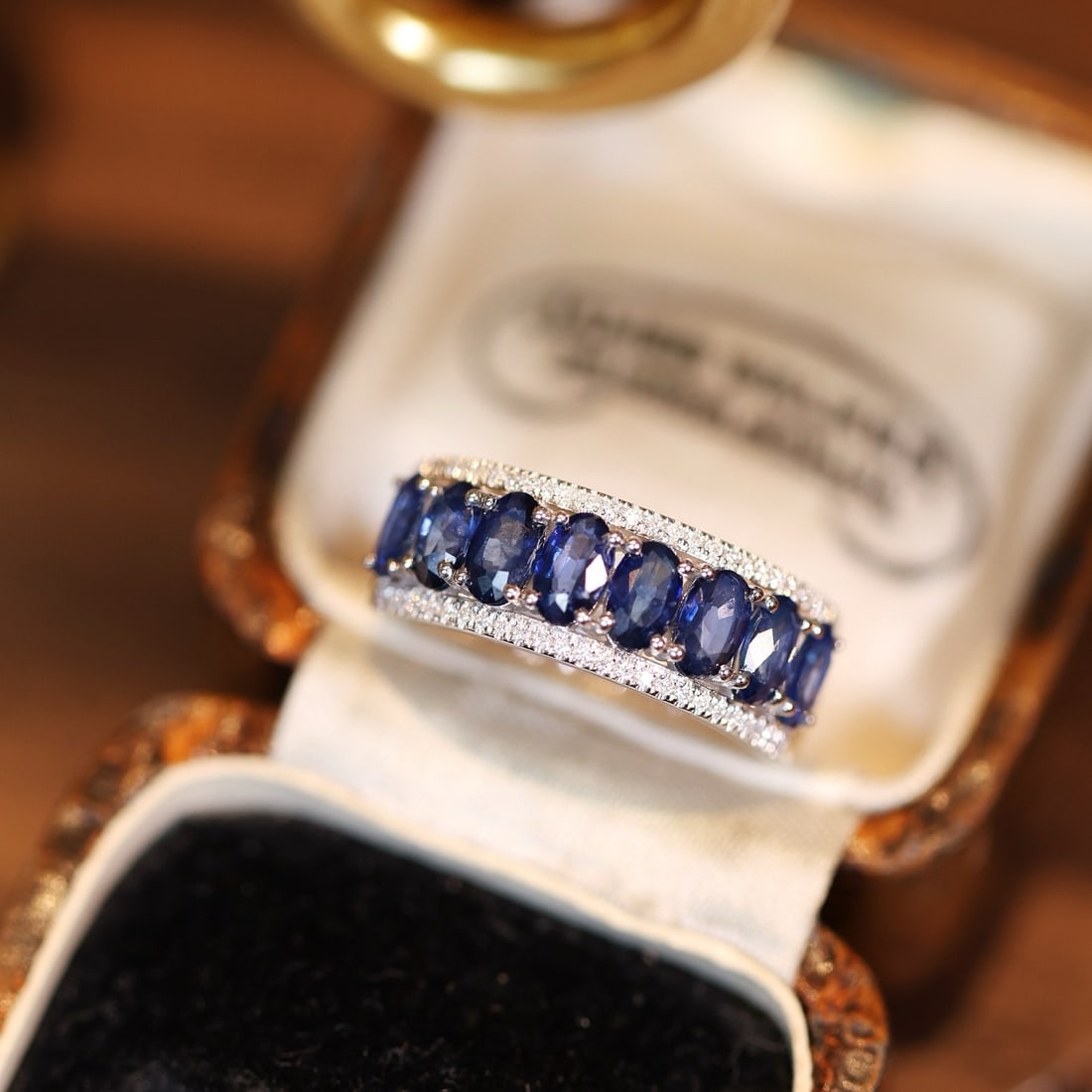 14k Gold 2.20 Ctw Natural Sapphire & Diamond Ring: Ref:231177084 // gold content:14k gold // ring size:7. 25us // // main gemstone:sapphire // shape:oval // carat weight:2. 08ct // color:blue // treatment:natural // // adjacent gemstone 2 : diamond
