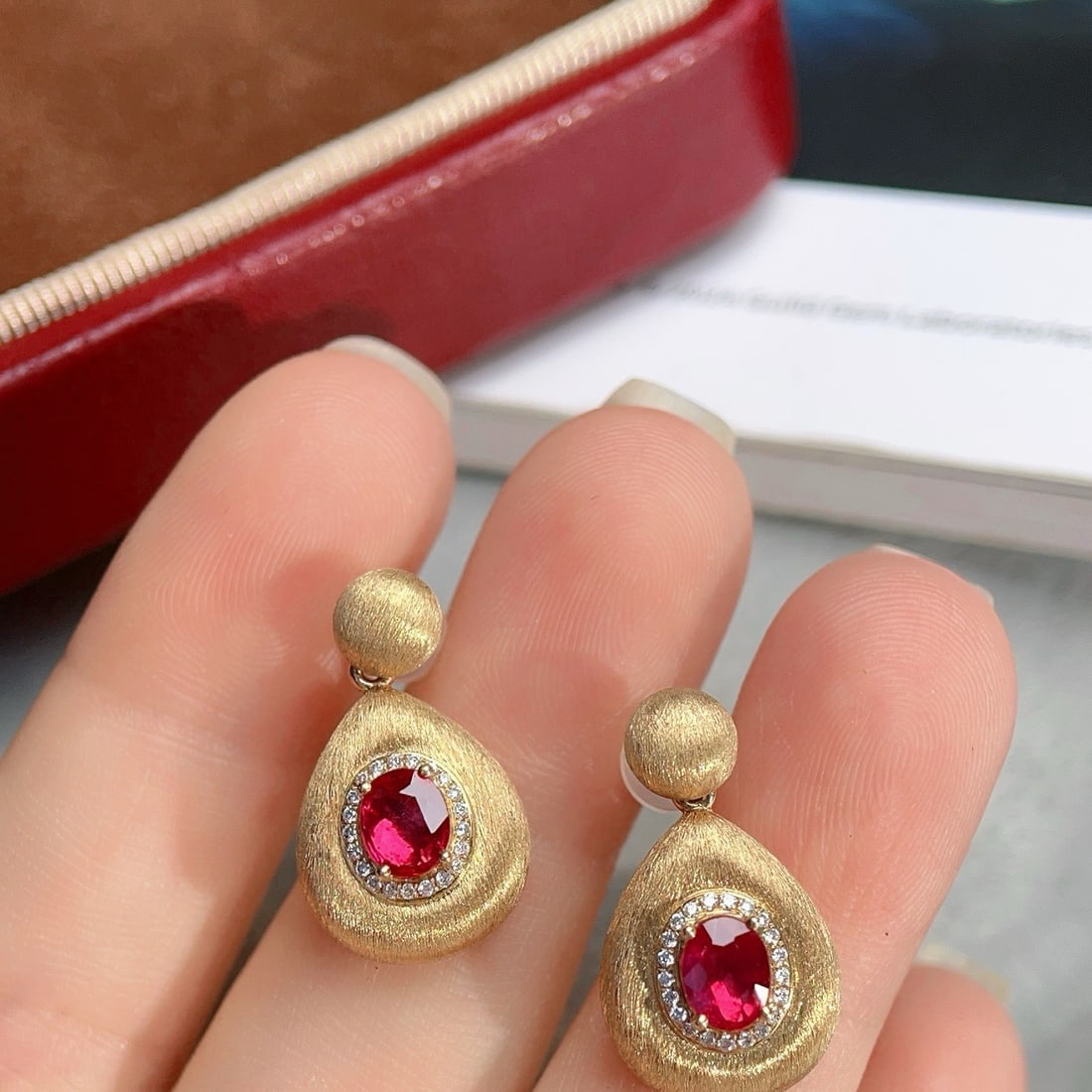 14k Gold 0.95 Ctw Natural Ruby & Diamond Earrings - 4