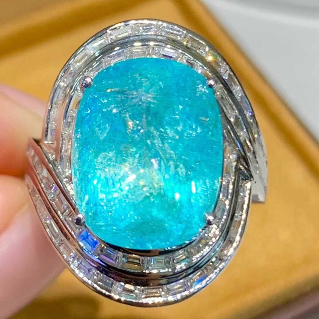 14k Gold 10.73 Ct Natural Paraiba Tourmaline & Diamond Ring - 2