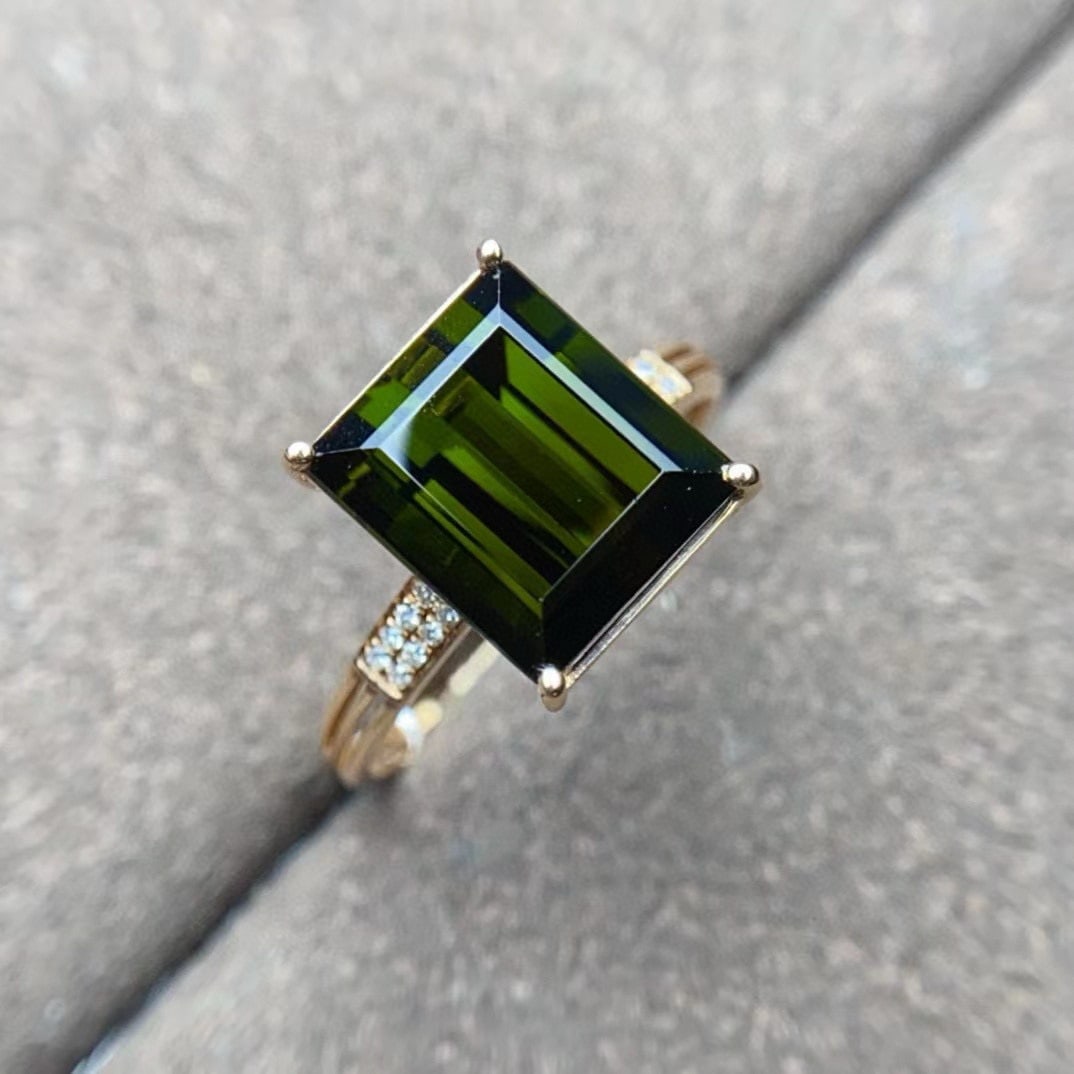 14k Gold 4.25 Ctw Natural Tourmaline & Diamond Ring: Ref:231177260 // gold content:14k gold // ring size:7. 25us // // main gemstone:tourmaline // shape:rectangle // carat weight:4. 2ct // color:green // treatment:natural // // adjacent gemstone 2 :