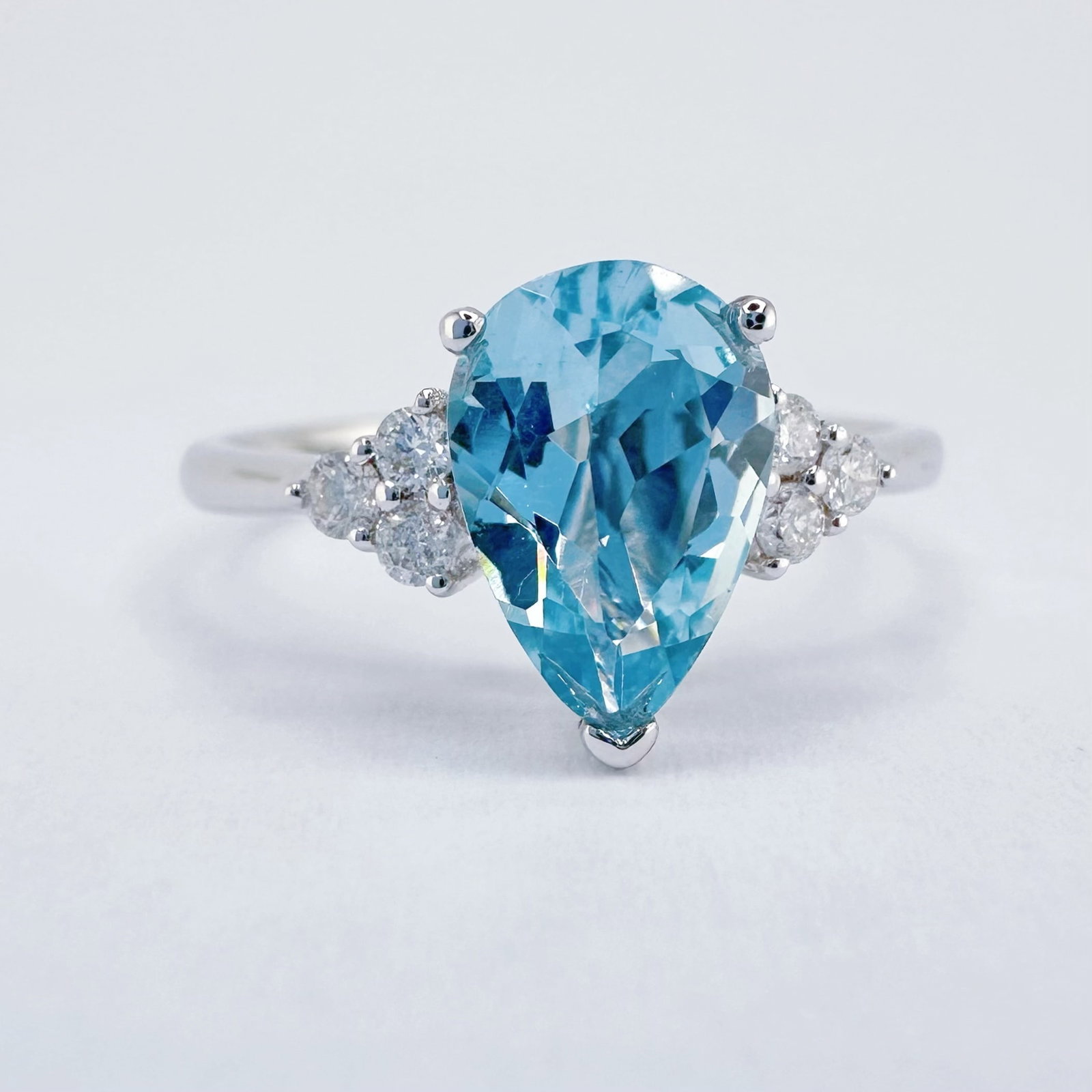 14k Gold 1.12 Ctw Natural Aquamarine & Diamond Ring - 2