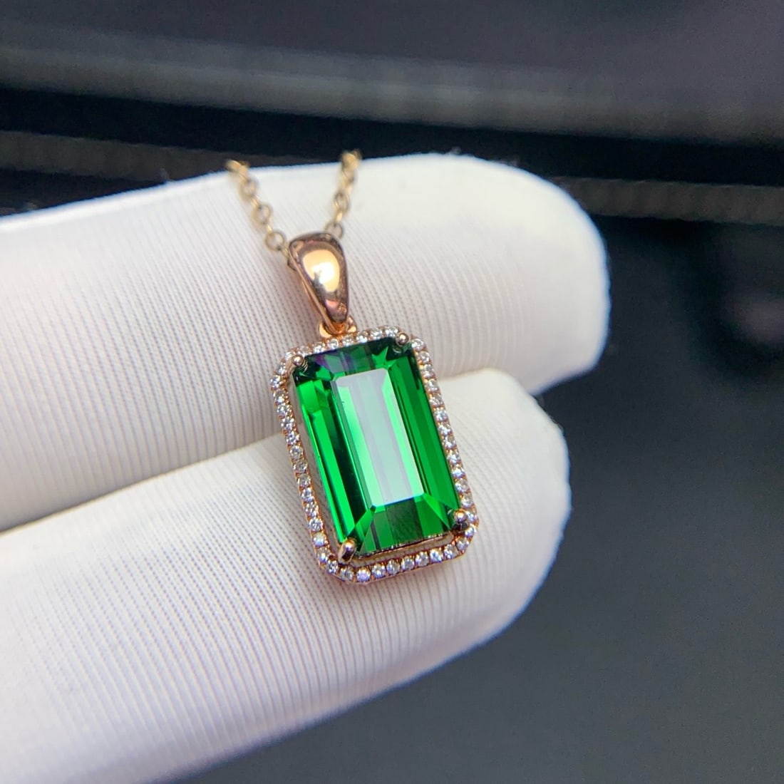 14k Gold 4.27 Ct Natural Tourmaline & Diamond Pendant( Without Chain ) - 9