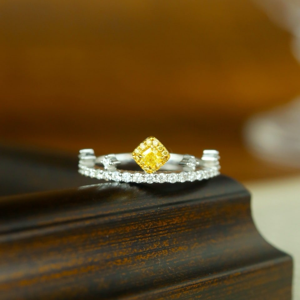 14k Gold 0.55 Ctw Natural Yellow Diamond & Diamond Ring: Ref:231178037 // gold content:14k gold // ring size:7. 25us // // main gemstone:yellow diamond // shape:cushion // carat weight:0. 17ct // color:yellow // treatment:natural // // adjacent gemstone 2