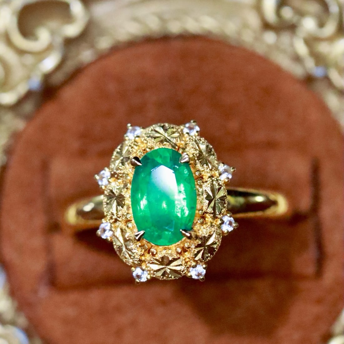 14k Gold 0.68 Ctw Natural Emerald & Diamond Ring: Ref:231178038 // gold content:14k gold // ring size:7. 25us // // main gemstone:emerald // shape:oval // carat weight:0. 61ct // color:green // treatment:natural // // adjacent gemstone 2 : diamond