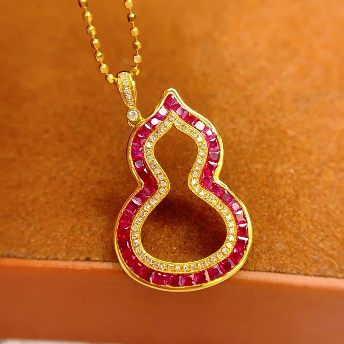 14k Gold 2.5 Ct Natural Ruby & Diamond Pendant( Without Chain ) - 2