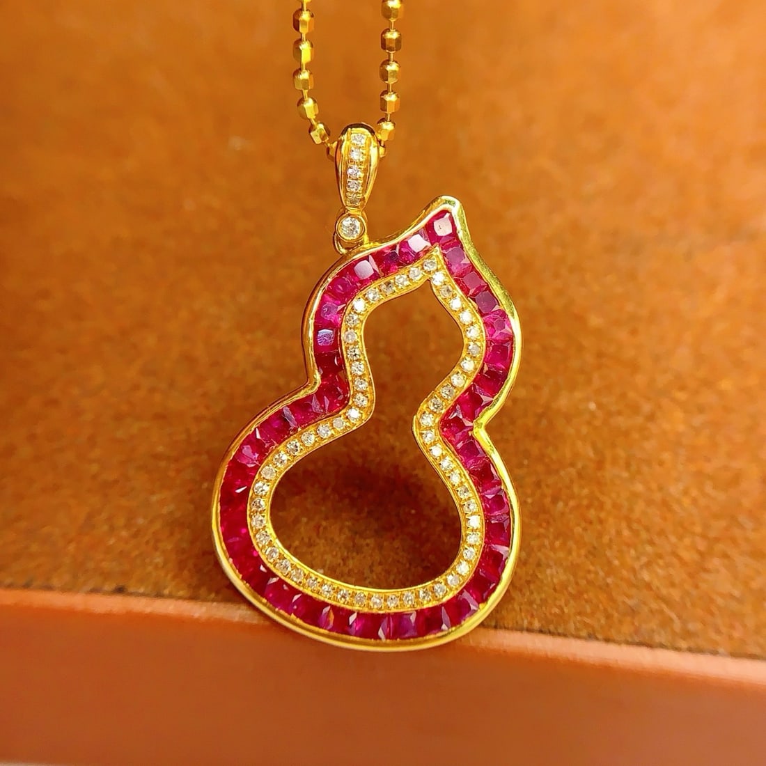 14k Gold 2.5 Ct Natural Ruby & Diamond Pendant( Without Chain ) - 3