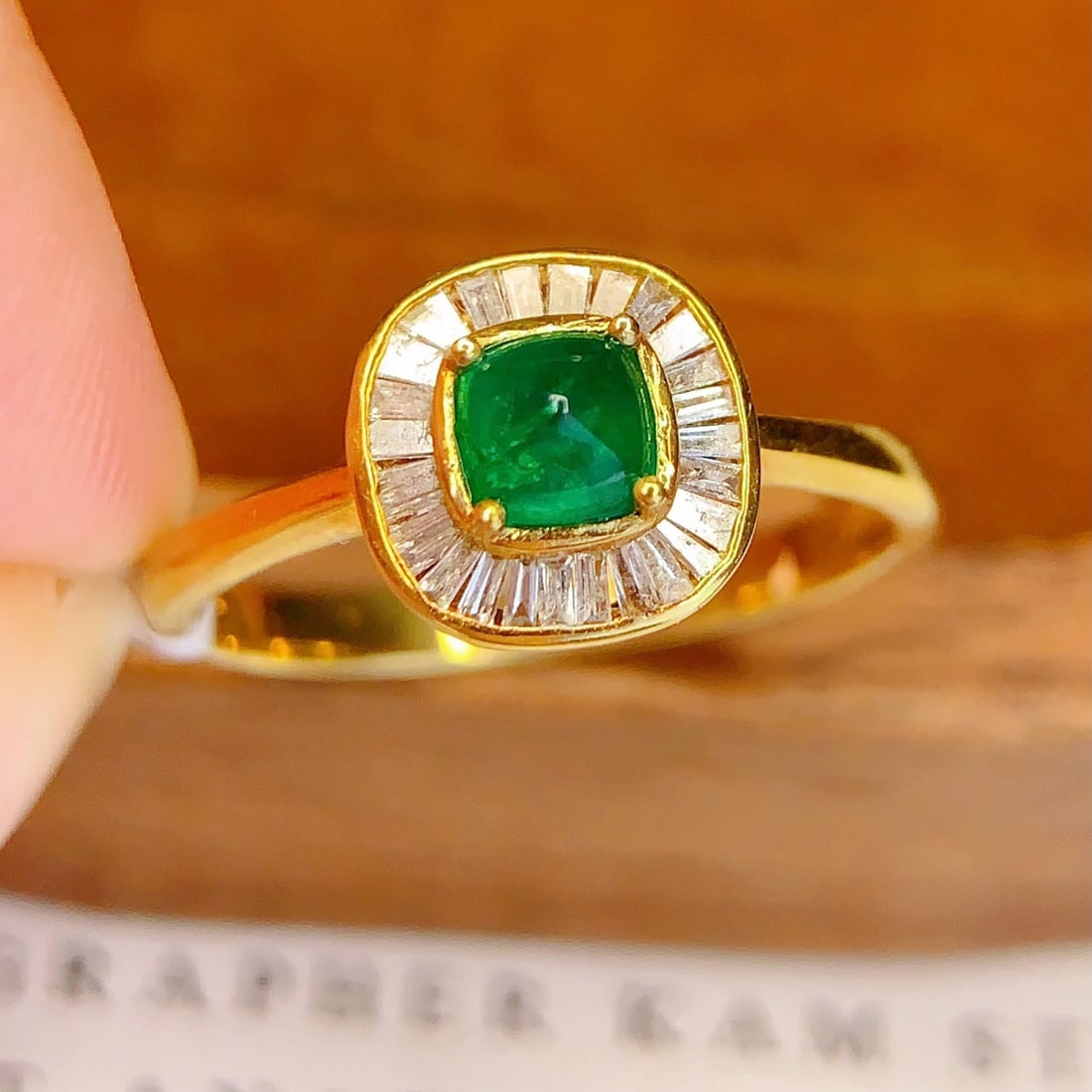 14k Gold 0.55 Ct Natural Emerald & Diamond Ring - 2