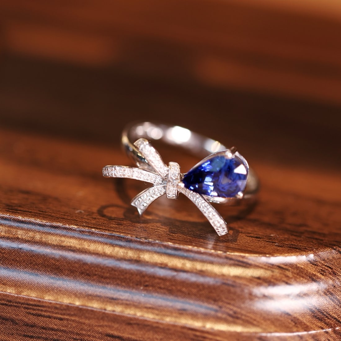 14k Gold 1.73 Ctw Natural Sapphire & Diamond Ring: Ref:231178055 // gold content:14k gold // ring size:7. 25us // // main gemstone:sapphire // shape:pear // carat weight:1. 58ct // color:blue // treatment:natural // // adjacent gemstone 2 : diamond