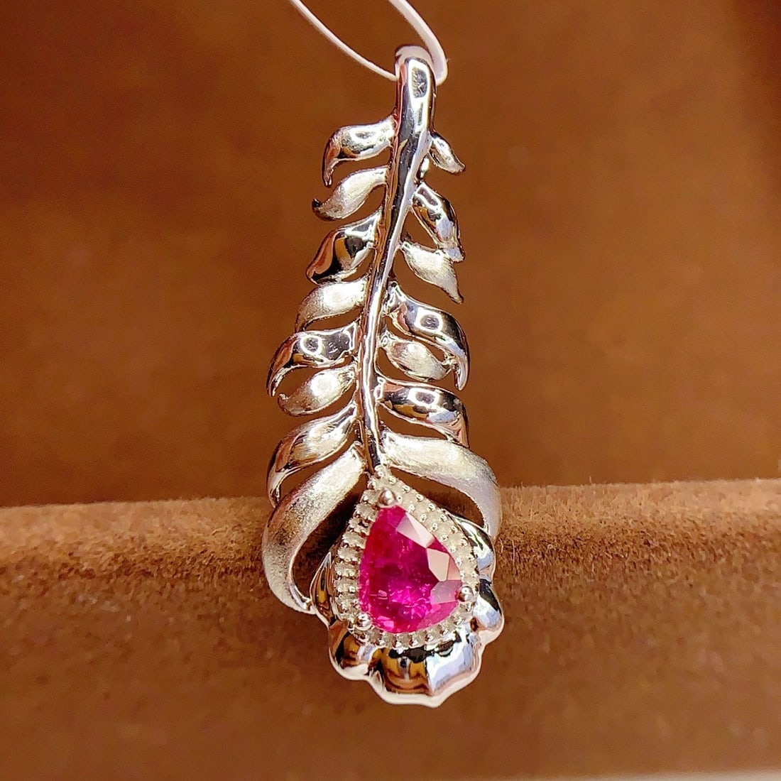 14k Gold 0.55 Ct Natural Ruby Pendant( Without Chain ) - 2
