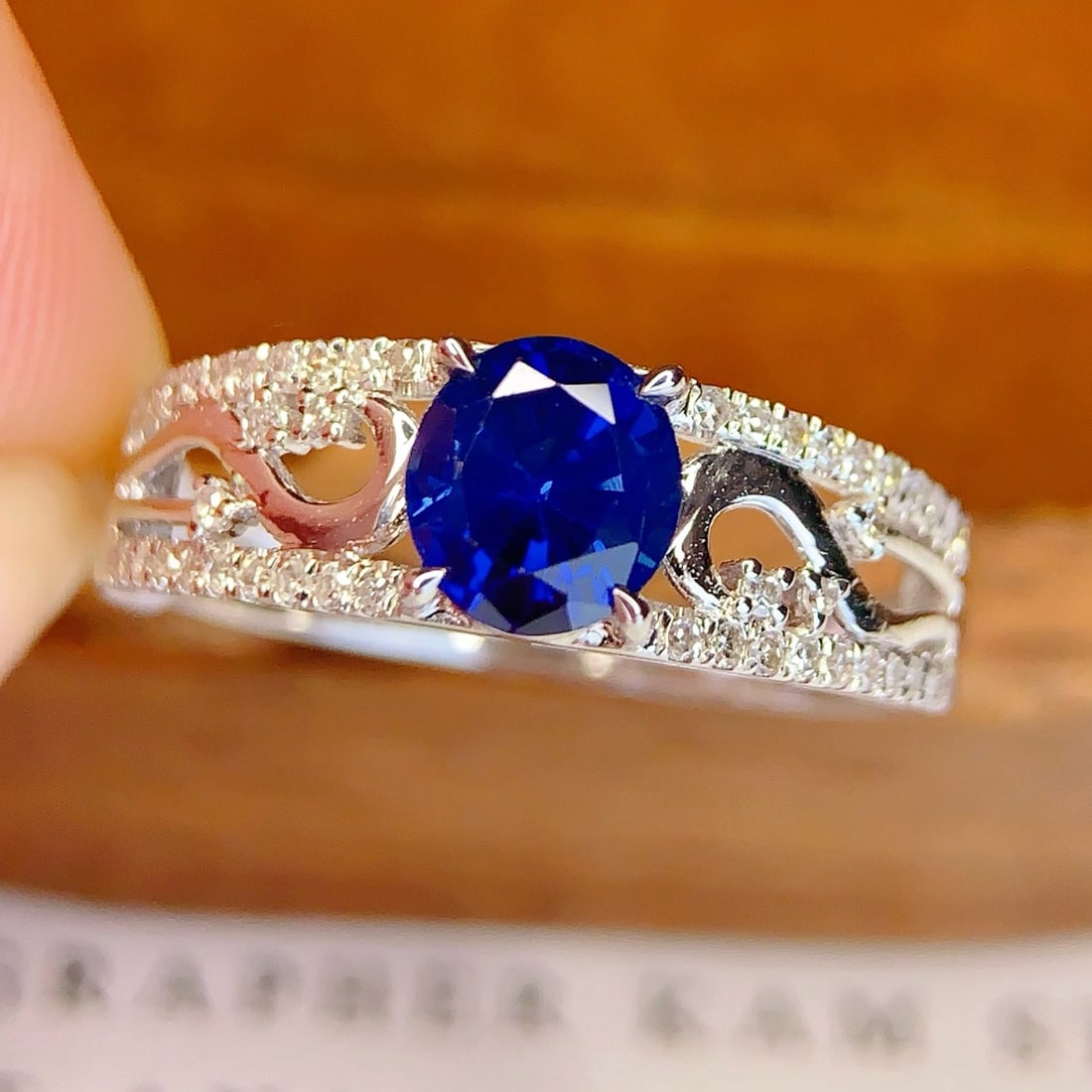 14k Gold 1.1 Ct Vivid Blue Natural Sapphire & Diamond Ring - 2