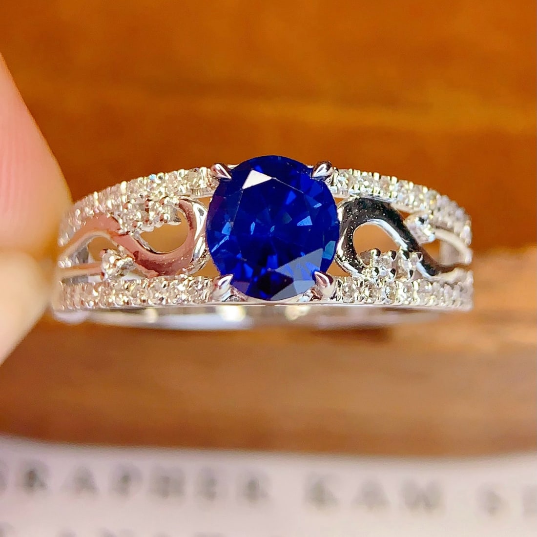 14k Gold 1.1 Ct Vivid Blue Natural Sapphire & Diamond Ring - 3