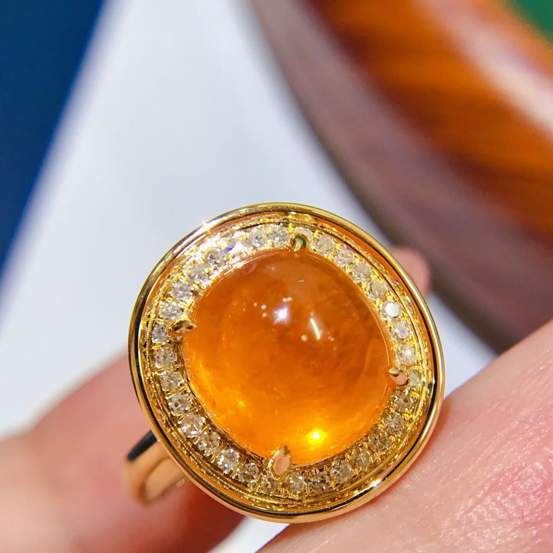 14k Gold 6.8 Ct Natural Spessartine & Diamond Ring: Ref:231178093 // gold content:14k gold // ring size:7. 25us // // main gemstone:spessartine // shape:oval // carat weight:6. 8ct // color:orange // treatment:natural // // adjacent gemstone 2 :