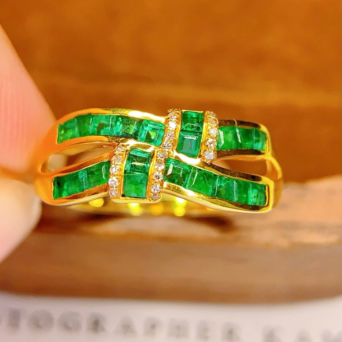 14k Gold 1.5 Ct Natural Emerald & Diamond Ring - 5
