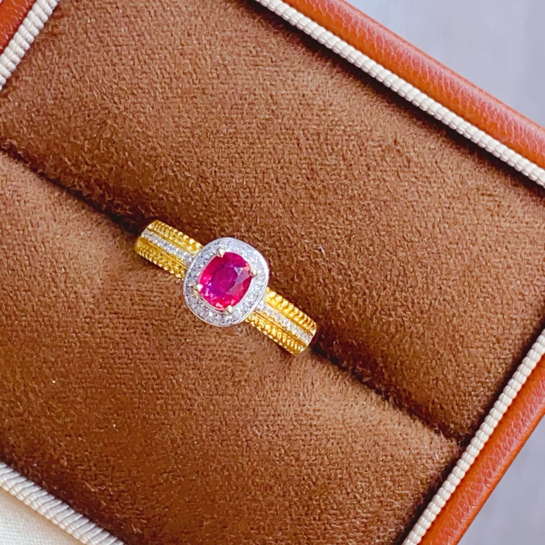 14k Gold 0.7 Ct Natural Ruby & Diamond Ring: Ref:231178105 // gold content:14k gold // ring size:7. 25us // // main gemstone:ruby // shape:oval // carat weight:0. 7ct // color:red // treatment:natural // // adjacent gemstone 2 : diamond // numbe