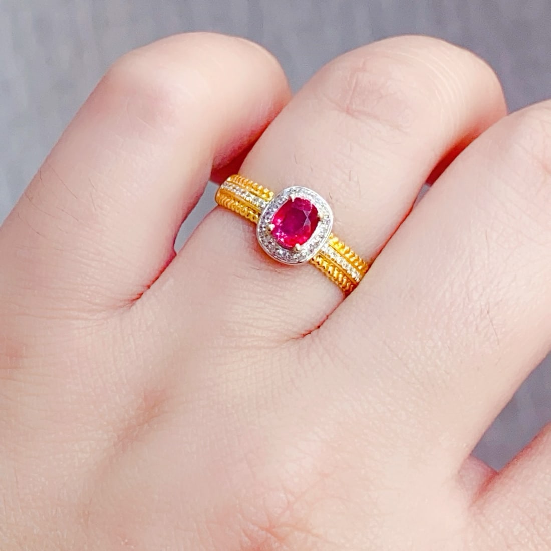 14k Gold 0.7 Ct Natural Ruby & Diamond Ring - 7