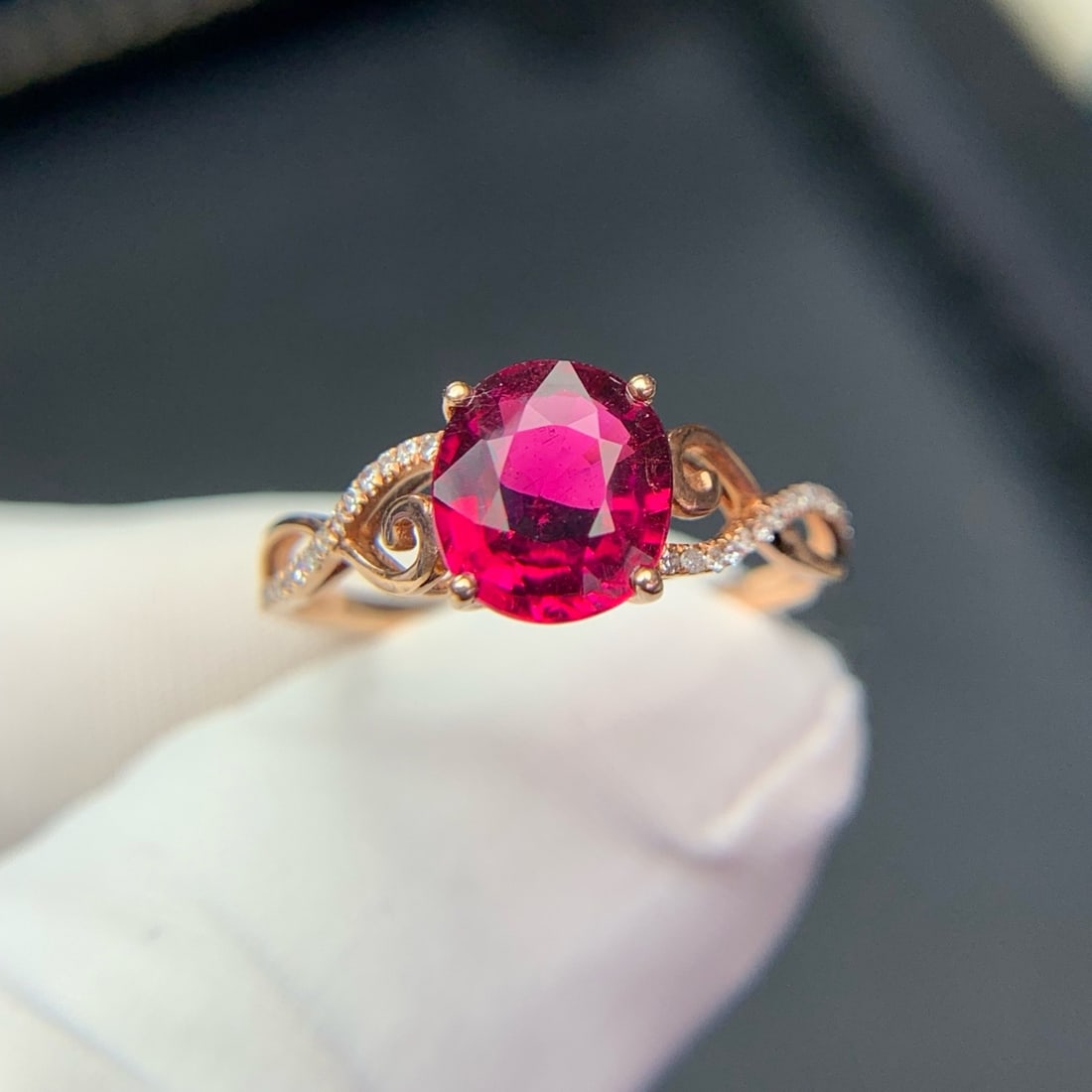 14k Gold 1.5 Ct Natural Tourmaline & Diamond Ring - 4