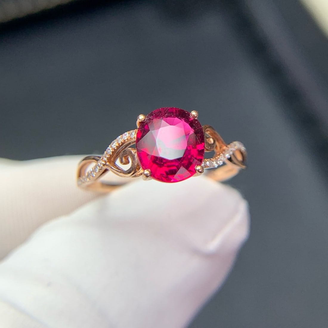 14k Gold 1.5 Ct Natural Tourmaline & Diamond Ring - 7