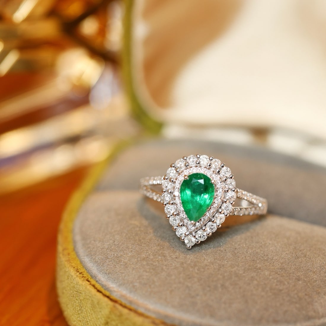 14k Gold 1.41 Ctw Natural Emerald & Diamond Ring - 3