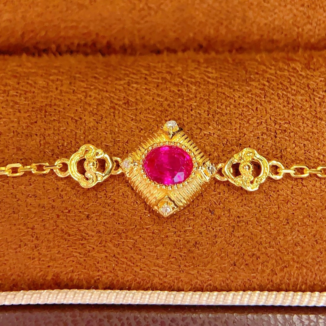 14k Gold 0.5 Ct Natural Ruby & Diamond Bracelet - 3