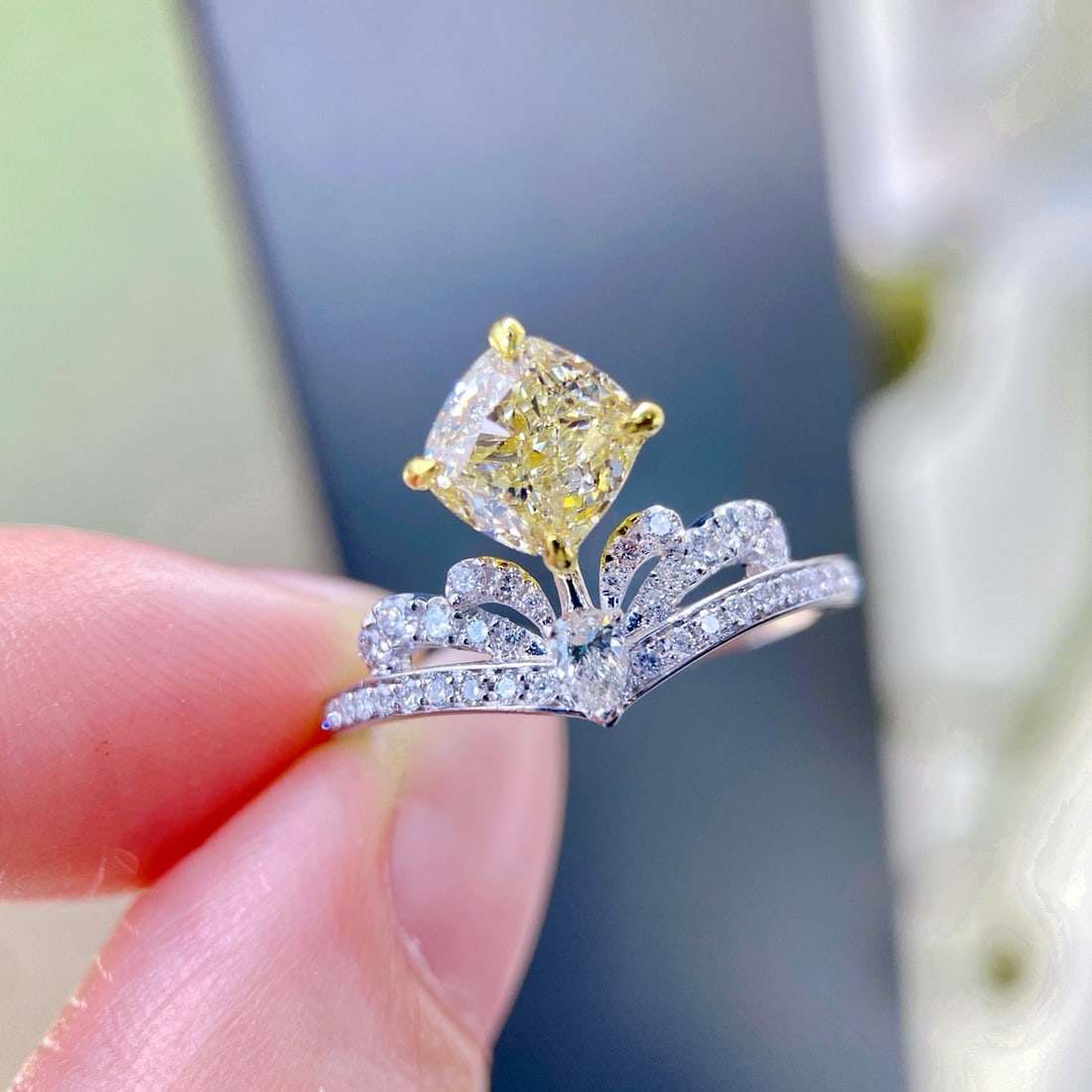 14k Gold 2.08 Ctw Natural Yellow Diamond & Diamond Ring - 2