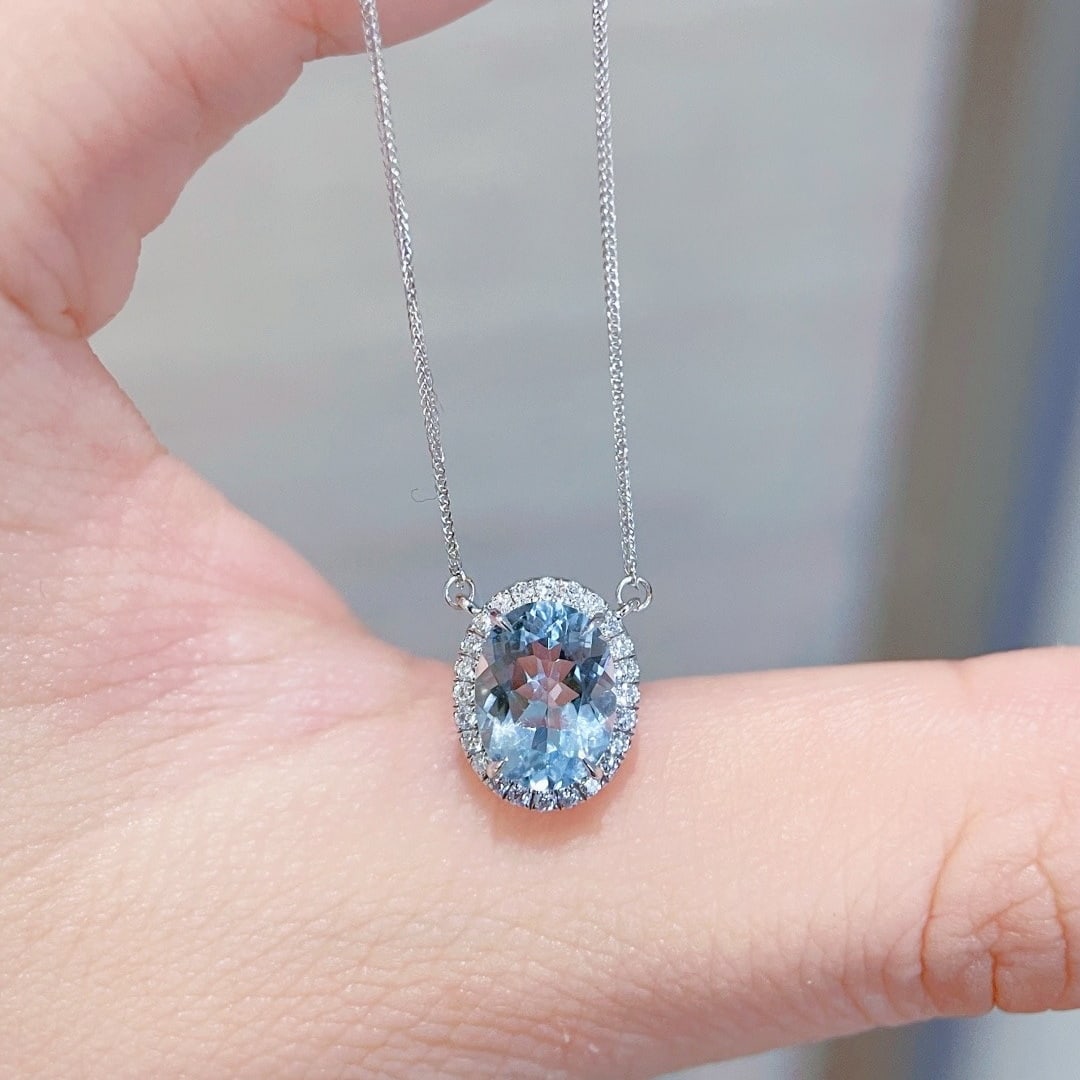 14k Gold 1.68 Ctw Natural Aquamarine & Diamond Necklace - 3